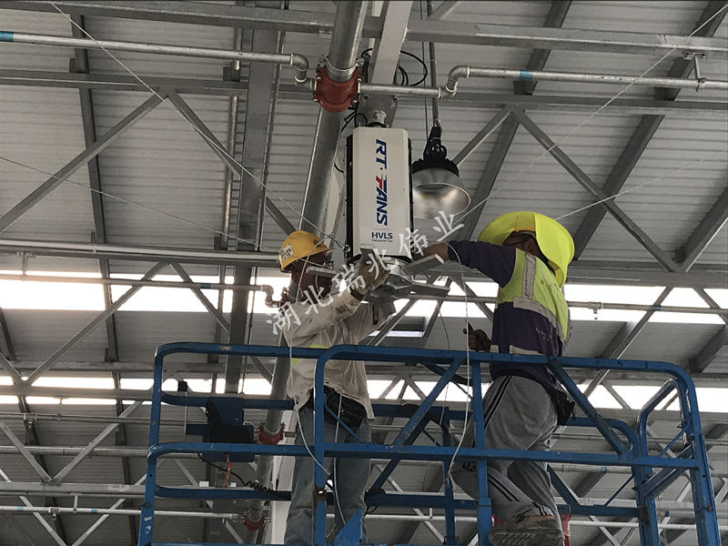 大型工業(yè)吊扇、工業(yè)大風(fēng)扇、工業(yè)節(jié)能風(fēng)扇、廠房車間降溫通風(fēng)設(shè)備
